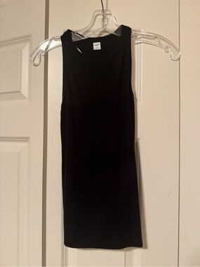 Old Navy Black Active Razorback Tank XS